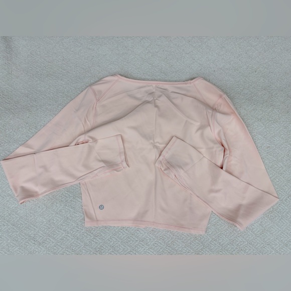 EVER ELATED CROPPED LONG SLEEVE *NULU SIZE 10 - Picture 3 of 3